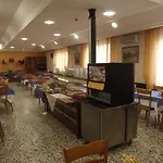 La Vela Hotell 2*