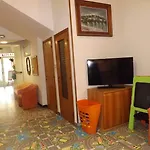 La Vela 2*