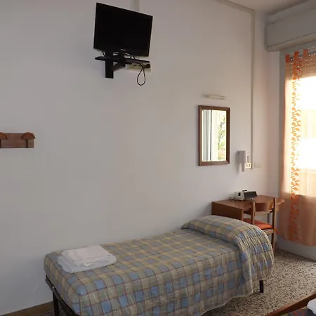 La Vela 2* ベラーリア・イジェア・マリーナ