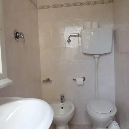 La Vela ベラーリア・イジェア・マリーナ