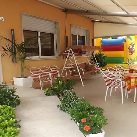 Hotel La Vela 2*