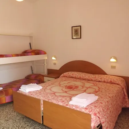 Hotel La Vela 2*