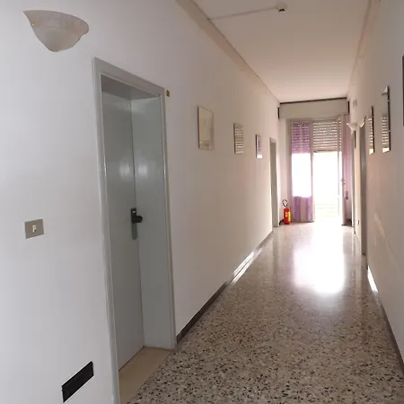 Otel La Vela Bellaria-Igea Marina